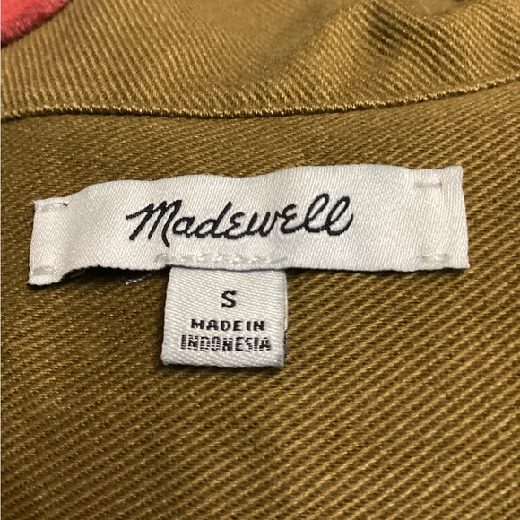 💥PRICE DROP💥 Olive Belted Safari Romper - Picture 5 of 6